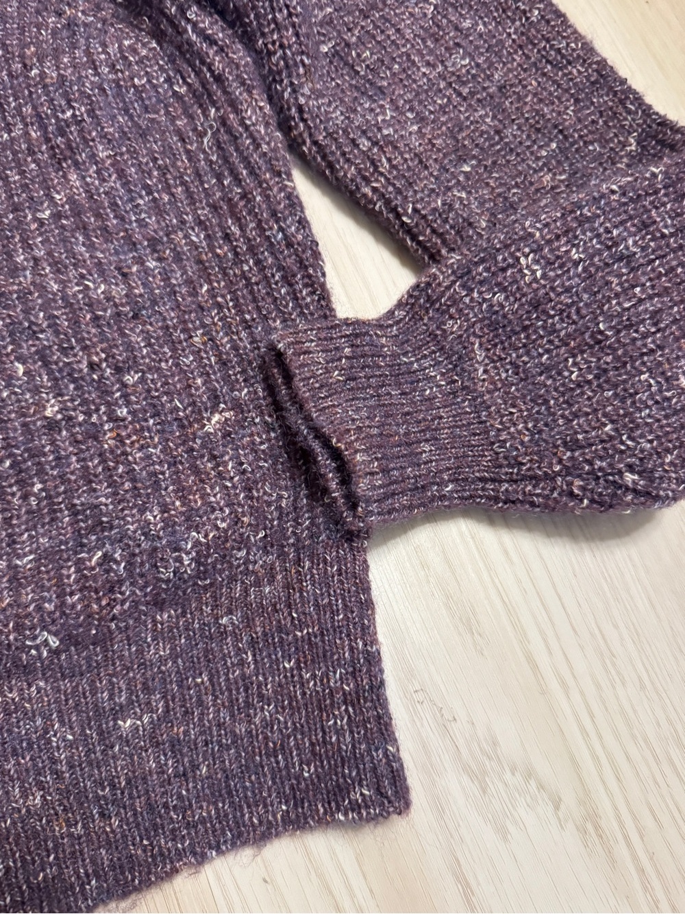 White House Black Market Cardigan Sweater puff sleeve V-Neck Jewel button wool M - Picture 10 of 14